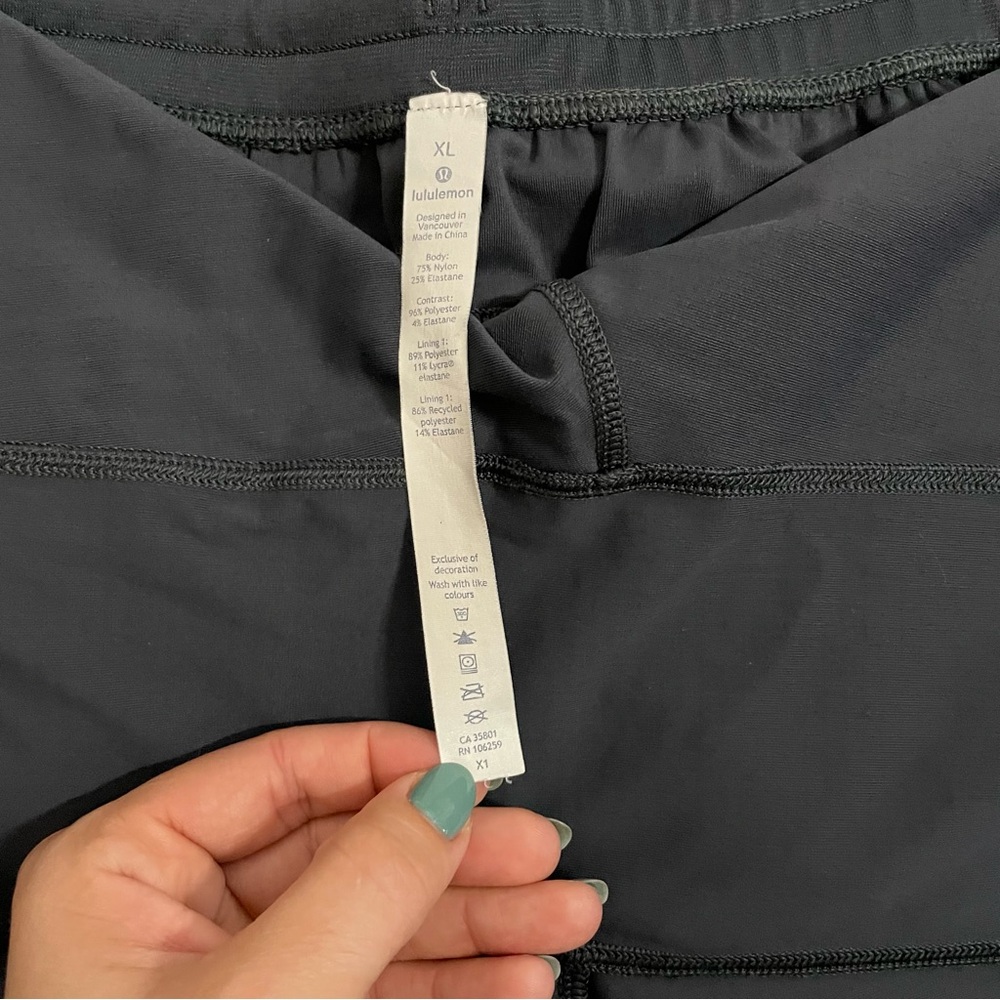 Lululemon Mens Cross Chill Short - Picture 5 of 11